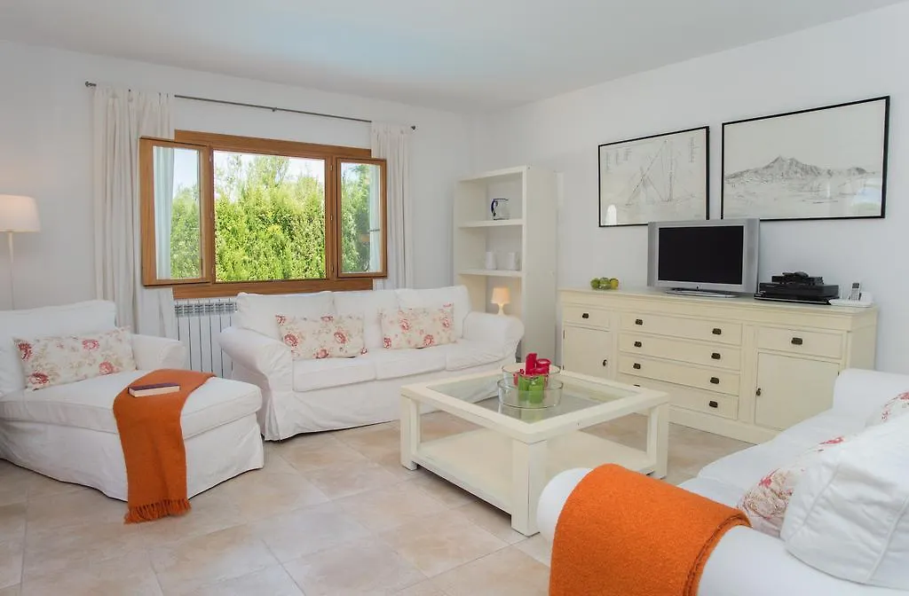 Cova Blanca Villa Cala D´Or 0*,