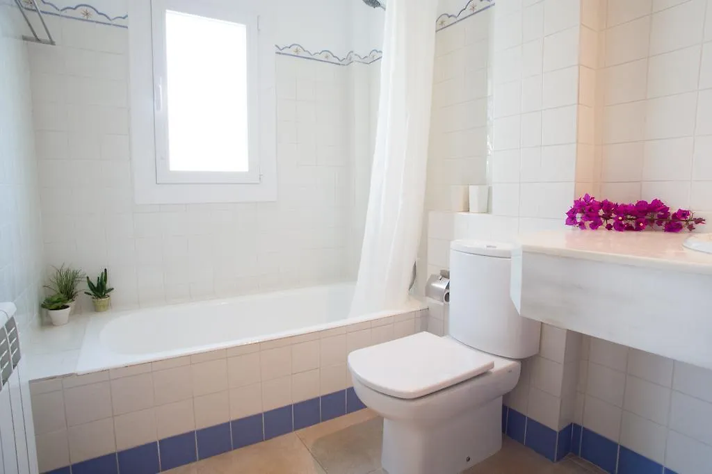 Cova Blanca Villa Cala D´Or 0*,